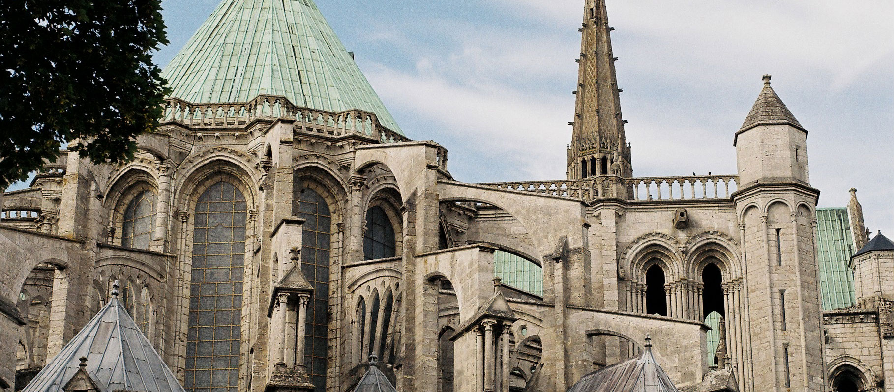 洋書 THE CATHERIAN CATHEDRAL The cathedral | Cathédrale de Chartres